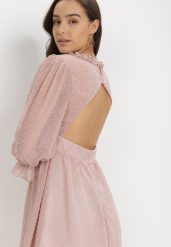 Różowa Sukienka Taphionis. Czerwone sukienki Born2be, na imprezę, l, bez wzorów, z tkaniny, bez kołnierzyka, bez ramiączek, mini, kopertowe. Za 159.99 zł.