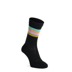 Skarpety turystyczne Mons Royale Signature Crew Sock. Czarne skarpety Mons Royale, bez wzorów. Za 97.99 zł.