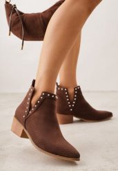 Brązowe Ażurowe Botki Vices na Obcasie Ozdobione Wycięciem i Nitami Lilfedi. Brązowe botki Born2be, na zimę, w ażurowe wzory, z jeansu, bez obcasa, na obcasie, bez zapięcia. Za 149.99 zł.