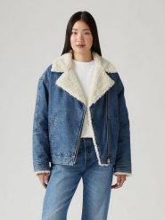 Levi's Kurtka dżinsowa w kolorze niebieskim rozmiar: L. Niebieskie kurtki Levi's®, l, z aplikacjami, z bawełny, bez kaptura. Za 360.45 zł.