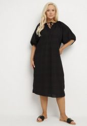 Czarna Bawełniana Sukienka Oversize z Wiązaniem pod Szyją Tolanea. Czarne sukienki Born2be, l, bez wzorów, z bawełny, bez kołnierzyka, bez ramiączek, midi, oversize. Za 74.99 zł.