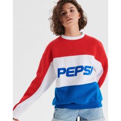 Bluza Pepsi - Wielobarwny. Bluzy Cropp. Za 99.99 zł.