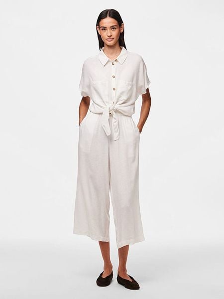 Pieces Bluzka "Pia" w kolorze białym rozmiar: L. Białe bluzki Pieces, l, bez wzorów, bez kołnierzyka, bez ramiączek. Za 74.11 zł.