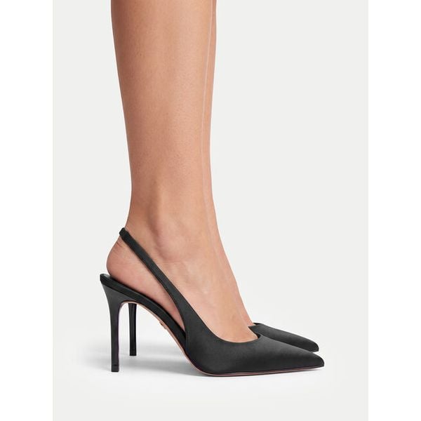 Szpilki Nine West. Czarne szpilki Nine West, bez wzorów, bez obcasa, na szpilce, bez zapięcia. Za 279.99 zł.