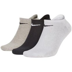 Skarpetki treningowe Nike SX2554-901 3 pack. Białe skarpety Nike, bez wzorów. Za 49.90 zł.