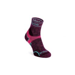 Skarpety biegowe damskie Bridgedale LT T2 Merino Sport 3/4 - damson. Fioletowe skarpety Bridgedale, bez wzorów. Za 74.99 zł.