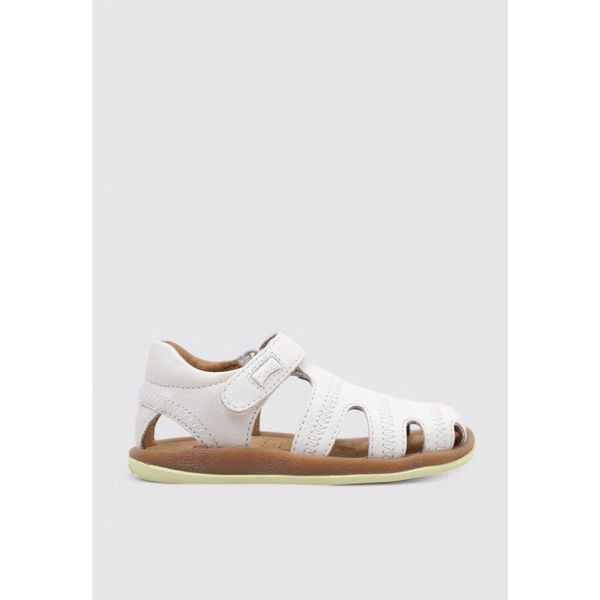 Sandały CAMPER BICHO FW Biały. Białe sandały Camper, bez wzorów, ze skóry, sportowe, bez obcasa, bez zapięcia. Za 278.85 zł.