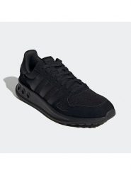 Adidas Sneakersy "Run 84" w kolorze czarnym rozmiar: 41. Czarne trampki Adidas, bez wzorów, z materiału, bez zapięcia. Za 192.79 zł.