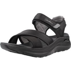 Sandały SKECHERS 164078S Czarny. Czarne sandały Skechers, bez wzorów, z tkaniny, bez obcasa, bez zapięcia. Za 233.99 zł.