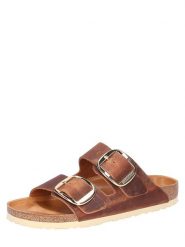 Birkenstock Skórzane klapki "Arizona" w kolorze brązowym rozmiar: 38. Brązowe klapki Birkenstock, bez wzorów, z otwartym noskiem, bez obcasa. Za 553.95 zł.