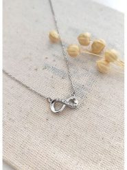 Miu Silver Srebrny naszyjnik z elementem ozdobnym - dł. 42 cm rozmiar: onesize. Szare naszyjniki Miu Silver, z cyrkonią, srebrne. Za 82.99 zł.