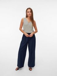 Vero Moda Top w kolorze beżowo-czarnym rozmiar: S. Brązowe topy Vero Moda, s, bez wzorów, bez kołnierzyka, bez ramiączek. Za 62.45 zł.