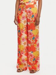 Liu Jo Spodnie materiałowe WA6484 T473A Czerwony Relaxed Fit. Czerwone spodnie materiałowe Liu Jo, bez wzorów, z materiału. Za 769.99 zł.
