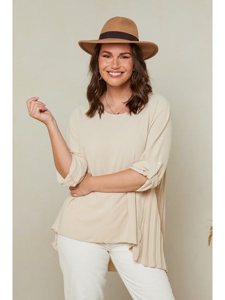 Curvy Lady Bluzka w kolorze beżowym rozmiar: 48/50. Brązowe bluzki Curvy Lady, bez wzorów, klasyczne, bez kołnierzyka, bez ramiączek. Za 109.00 zł.