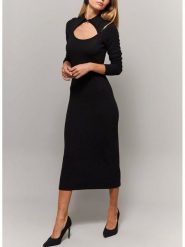 Milan Kiss Sukienka w kolorze czarnym rozmiar: M. Czarne sukienki Milan Kiss, na co dzień, m, bez wzorów, bez kołnierzyka, bez ramiączek, midi, proste. Za 165.99 zł.