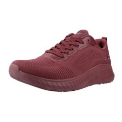 Buty SKECHERS BOBS SQUAD Bordeaux. Czerwone trekkingi Skechers, z tkaniny, na fitness i siłownię. Za 266.99 zł.