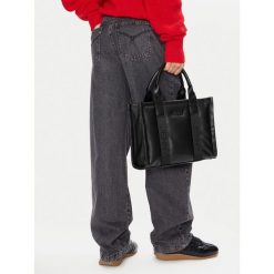 Torebka JENNY. Czarne torebki klasyczne Jenny, bez wzorów, bez dodatków. Za 149.99 zł.