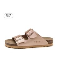 Teegu Klapki w kolorze różowozłotym rozmiar: 38. Różowe klapki teegu, bez wzorów, z otwartym noskiem, bez obcasa. Za 121.99 zł.