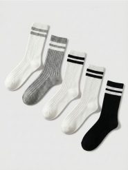 Prążkowane skarpetki w paski 5 pack - wielobarwny. Skarpety Sinsay, bez wzorów, prążkowane. Za 17.99 zł.