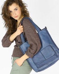 Shopperka skórzana MARCO MAZZINI jeansowa v234f. Shopper bez wzorów, z jeansu, bez dodatków. Za 489.25 zł.