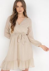 Beżowa Sukienka Pronestra. Brązowe sukienki Born2be, l, bez wzorów, z materiału, eleganckie, bez kołnierzyka, bez ramiączek, mini, kopertowe. Za 84.99 zł.