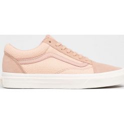 Vans - Tenisówki. Czerwone trampki Vans, bez wzorów, z gumy, bez zapięcia. W wyprzedaży za 299.90 zł.