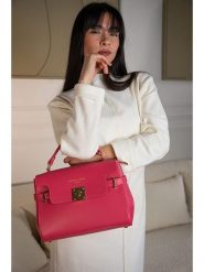 Christian Laurier Skórzana torebka "Swang" w kolorze różowym - 28 x 20 x 11 cm rozmiar: onesize. Różowe torby na ramię Christian Laurier, bez wzorów, z materiału, przez ramię, bez dodatków. Za 304.99 zł.