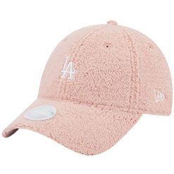 Czapka z daszkiem damska New Era Wmns 9FORTY Teddy Los Angeles Dodgers Cap. Czerwone czapki New Era, bez wzorów, z materiału. Za 139.99 zł.
