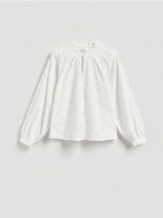 Koszula z ażurowym wzorem - biały. Białe koszule Reserved, l, w ażurowe wzory, z bawełny, bez kołnierzyka, bez ramiączek. Za 119.99 zł.