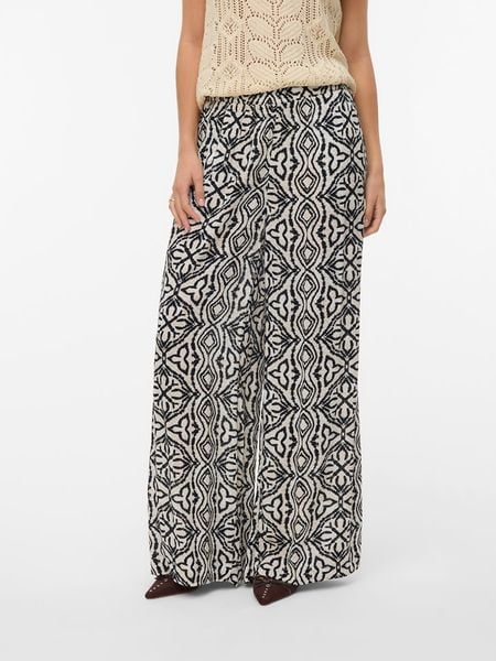 Vero Moda Spodnie w kolorze beżowo-czarnym rozmiar: XL. Brązowe spodnie materiałowe Vero Moda, na imprezę, s, bez wzorów, z materiału. Za 109.95 zł.