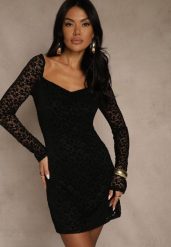 Czarna Dopasowana Sukienka z Koronki z Kwadratowym Dekoltem Uwedia. Czarne sukienki Renee, na imprezę, l, bez wzorów, z koronki, bez kołnierzyka, bez ramiączek, maxi, dopasowane. Za 159.99 zł.