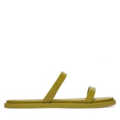 Klapki Calvin Klein. Zielone klapki Calvin Klein, bez wzorów, bez obcasa. Za 149.99 zł.