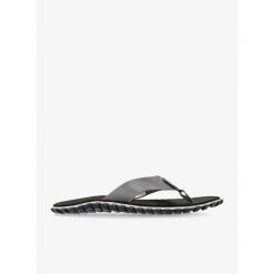 Japonki Gumbies Duckbill Flip-Flops. Szare klapki Gumbies, bez wzorów, bez obcasa. Za 91.99 zł.