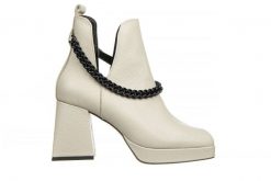 Botki Bayla-159 4455 001-P Beż Lico 159074, Skóra naturalna - 37. Brązowe botki Bayla, bez wzorów, ze skóry, bez obcasa, na platformie, bez zapięcia. W wyprzedaży za 269.10 zł.