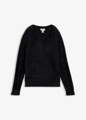 Sweter o pluszowej fakturze z wiskozą. Czarne swetry bonprix, bez wzorów, z wiskozy, bez ramiączek. Za 79.99 zł.