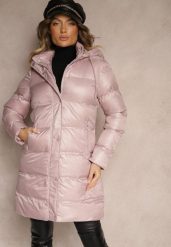 Różowa Długa Kurtka z Kapturem Kieszeniami i Dwustronnym Suwakiem Zdobiona Pikowaniem Sanaviel. Czerwone kurtki narciarskie Renee, l, z aplikacjami, z jeansu, z kapturem, narciarskie. Za 99.99 zł.