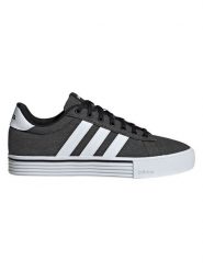 Adidas Sneakersy "Daily 4.0" w kolorze czarnym rozmiar: 44. Czarne trampki Adidas, bez wzorów, bez zapięcia. Za 195.99 zł.
