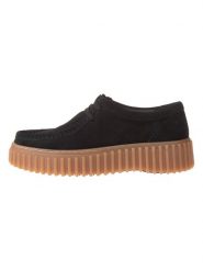 Clarks Skórzane trzewiki "Torhill Bee" w kolorze czarnym rozmiar: 38. Czarne półbuty sznurowane Clarks, bez wzorów, eleganckie, bez obcasa, bez zapięcia. Za 289.95 zł.