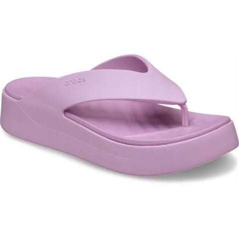 Japonki Dla Dorosłych Crocs Getaway Platform Flip. Niebieskie klapki Crocs, bez wzorów, z materiału, bez obcasa. Za 199.99 zł.