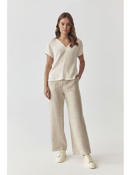 TATUUM Koszulka w kolorze kremowym rozmiar: 38. Brązowe bluzki Tatuum, bez wzorów, z lyocellu, bez kołnierzyka, bez ramiączek. Za 87.81 zł.