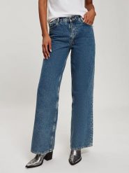 Cross Jeans Dżinsy - Flared fit - w kolorze niebieskim rozmiar: 31W/32L. Niebieskie jeansy Cross Jeans, l, z aplikacjami. Za 118.56 zł.
