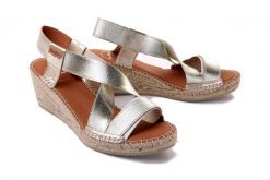 TONI PONS TURA-RC plati platinum, sandały/espadryle damskie. Żółte sandały Toni Pons, bez wzorów, bez obcasa, na koturnie, bez zapięcia. Za 232.43 zł.