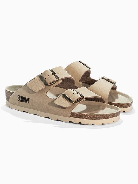 Sunbay Klapki "Trefle" w kolorze beżowym rozmiar: 40. Brązowe klapki Sunbay, bez wzorów, z otwartym noskiem, bez obcasa. Za 136.45 zł.