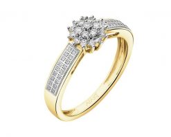 Pierścionek z żółtego złota z diamentami - 0,24 ct - próba 585. Żółte pierścionki Apart, z diamentem, złote. Za 3,690.00 zł.