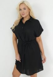 Czarna Koszulowa Sukienka z Krótkim Rękawem i Wiązaniem w Pasie Mistie. Czarne sukienki Born2be, na imprezę, na lato, plus size, bez wzorów, z materiału, bez kołnierzyka, plus size, bez ramiączek, midi, koszulowe. Za 84.99 zł.