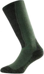 Skarpety WSM. Zielone skarpety LASTING, bez wzorów, z materiału. Za 144.25 zł.