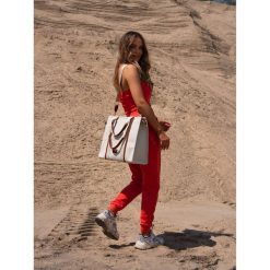 Modna shopperka damska w brązowo-beżowym kolorze z regulowanym paskiem w zestawie Peterson PTN CAN-04. Brązowe shopper Peterson, bez wzorów, z poliamidu, eleganckie, na ramię, bez dodatków. Za 139.99 zł.