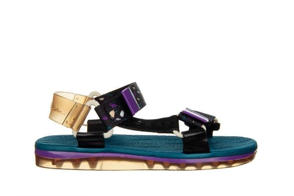 Sandały Melissa Papete Rider Ad Blue Purple Beige 010450, Czarny, Guma - 35-36. Brązowe sandały Melissa, bez wzorów, z gumy, sportowe, bez obcasa, bez zapięcia. W wyprzedaży za 242.10 zł.