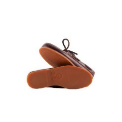 Buty Timberland Basketball Czarne. Czarne obuwie sportowe Timberland, na lato, z syntetyku, bez zapięcia, do koszykówki. W wyprzedaży za 556.40 zł.