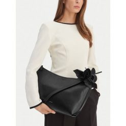 Torebka GINO ROSSI. Czarne torebki klasyczne Gino Rossi, bez wzorów, bez dodatków. Za 229.99 zł.